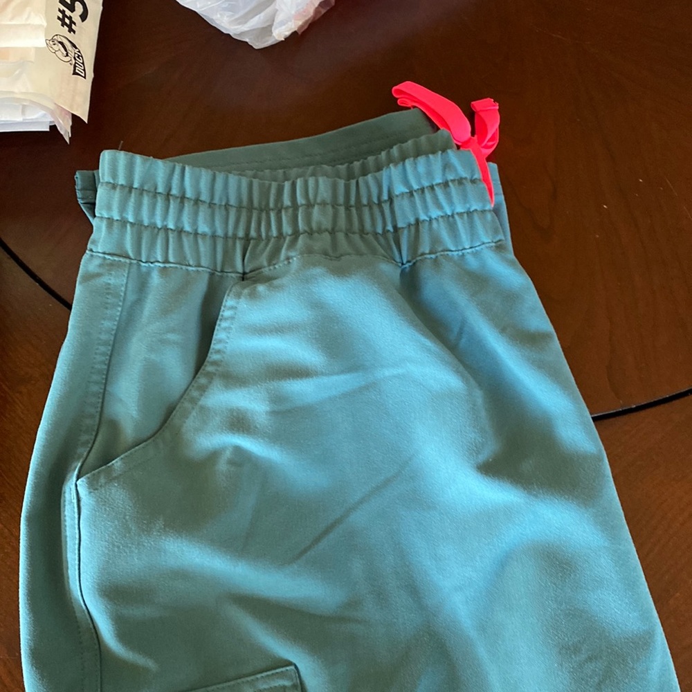 Figs yola high waisted petite pant size XXL-P